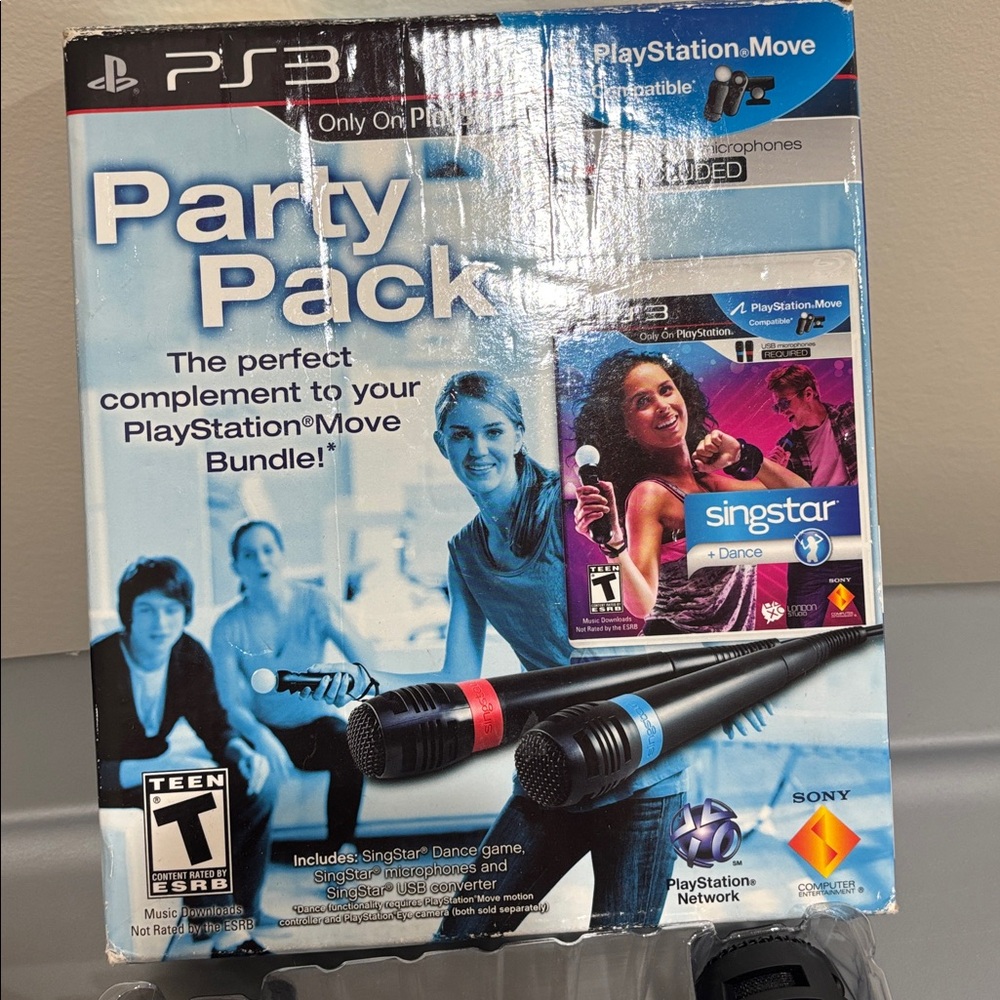 PayStation SingStar Party Pack for the PlayStation 3 Microphones - Black and Red - Picture 5 of 5